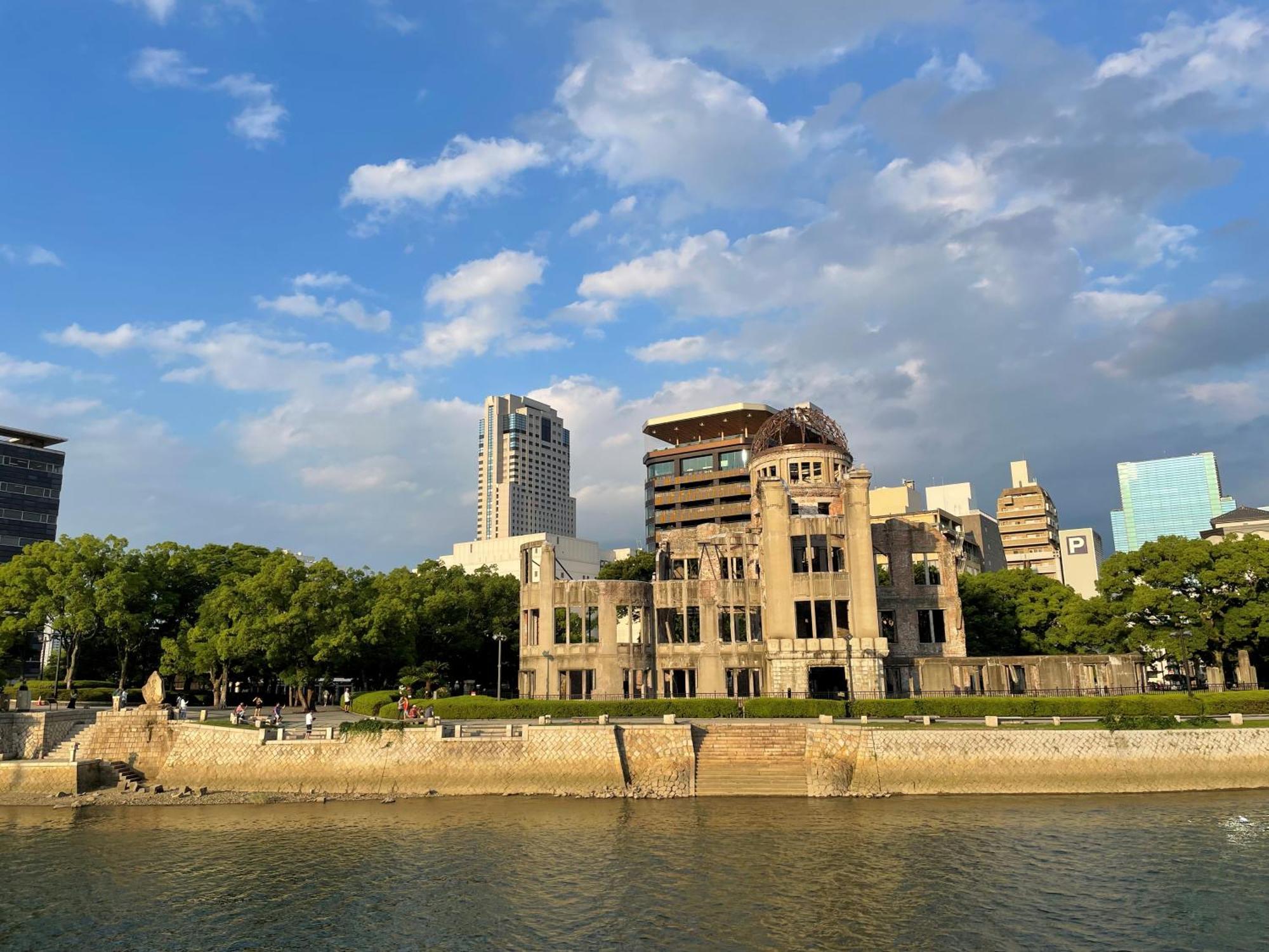 Rihga Royal Hotel Hiroshima Exterior foto